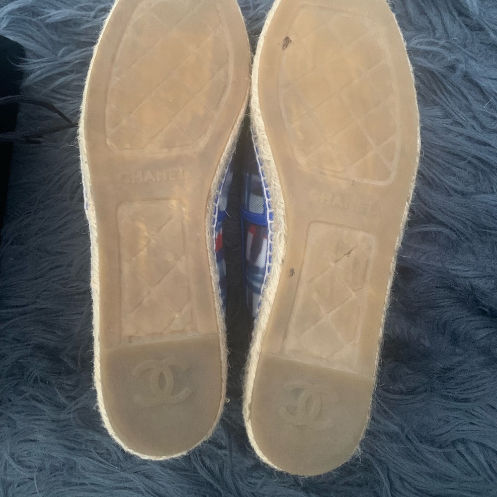 Chanel mesh and lambskin espadrilles size 41. - Picture 6 of 7